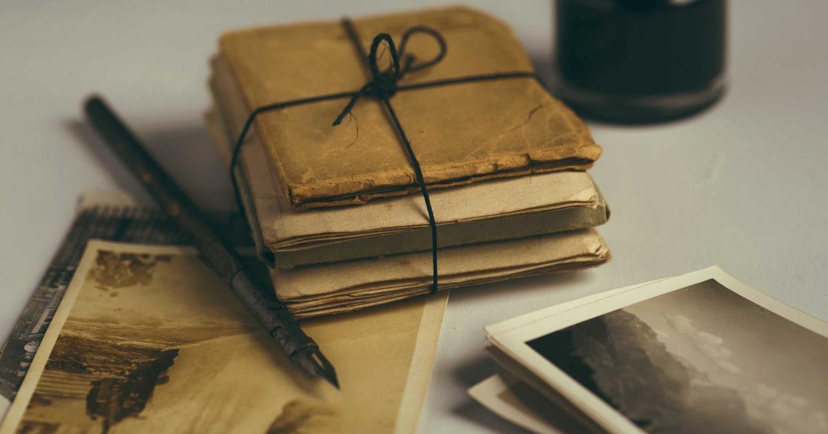 King 4K Player displaying a crisp 4K channel on a large flat-screen television